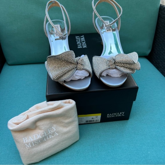 NIB - Badgley Mischka Remi Open Toe Kitten Heel - Size 8.5 - Picture 6 of 14